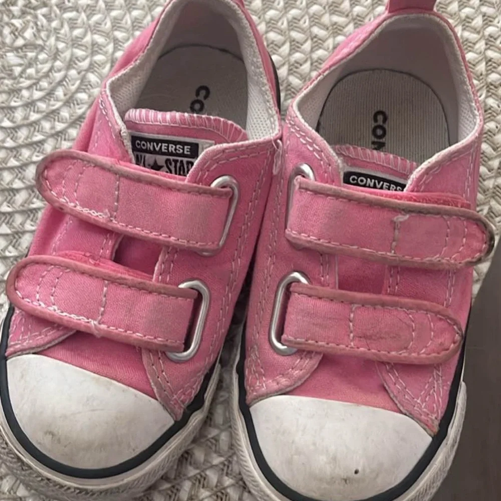 Converse Kids Pink Velcro Canvas Sneakers